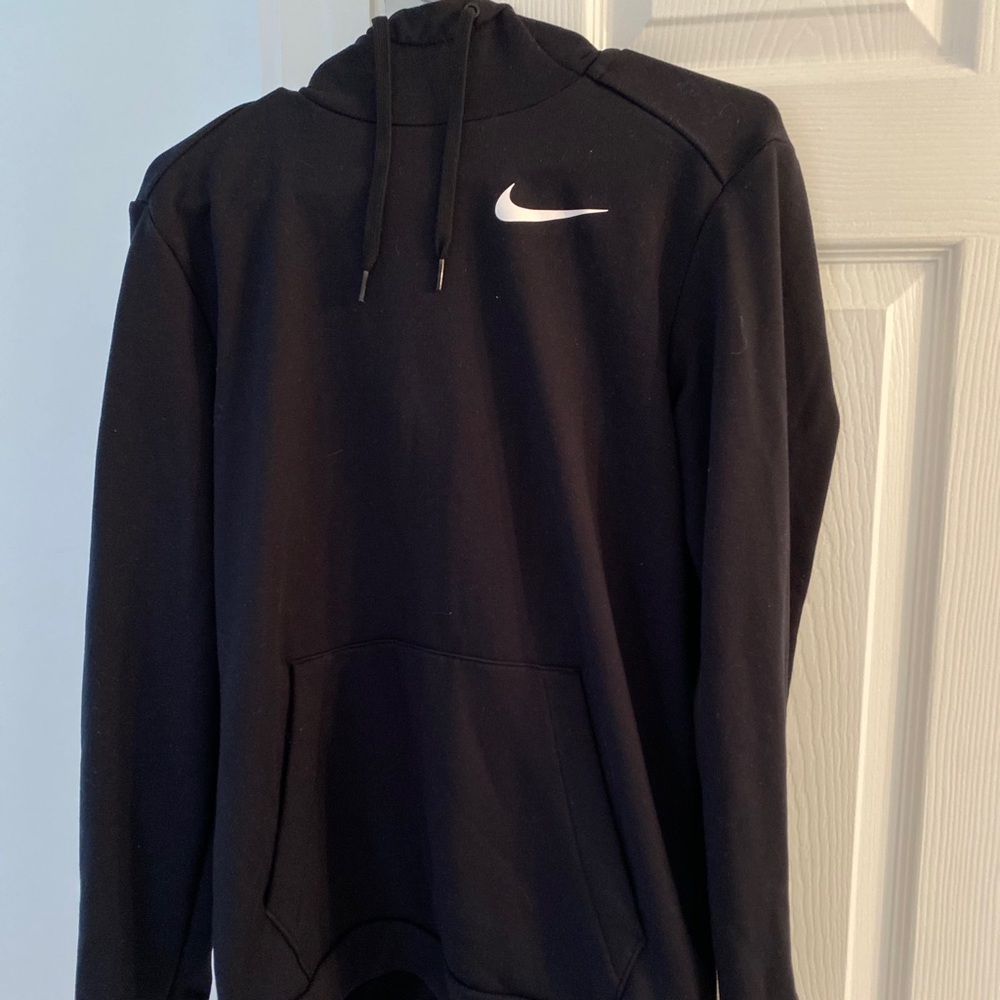 Black Nike sweatshirt